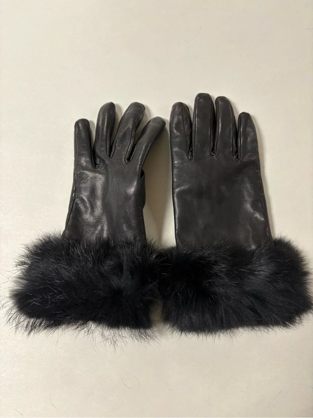 Black Leather Gloves with Faux Fur Cuff - Women Accessories Size 7 (Med)